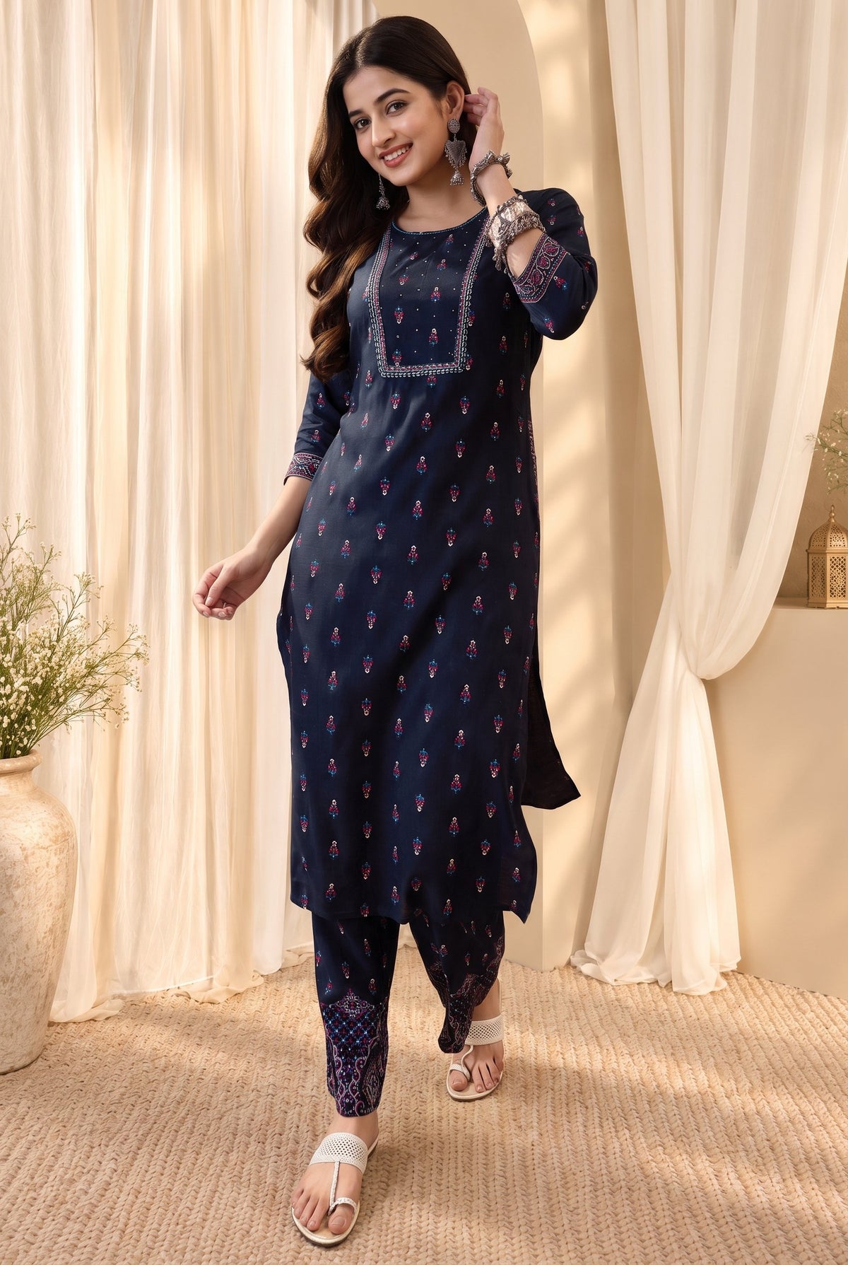 Women's Rayon Blue Printed Straight Kurta With Pant Set