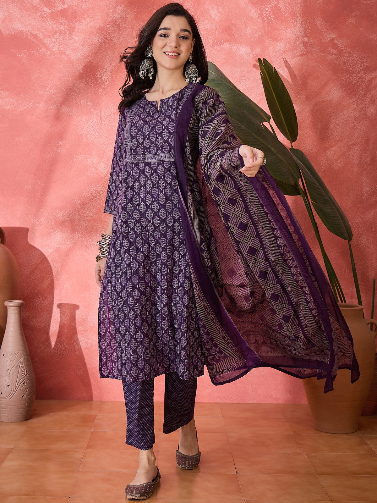 Women's Violet Floral Print Pure Cotton Straight Kurta & Trousers With Dupatta Set