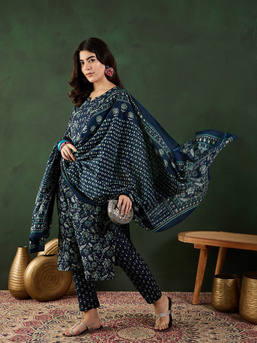 Women&