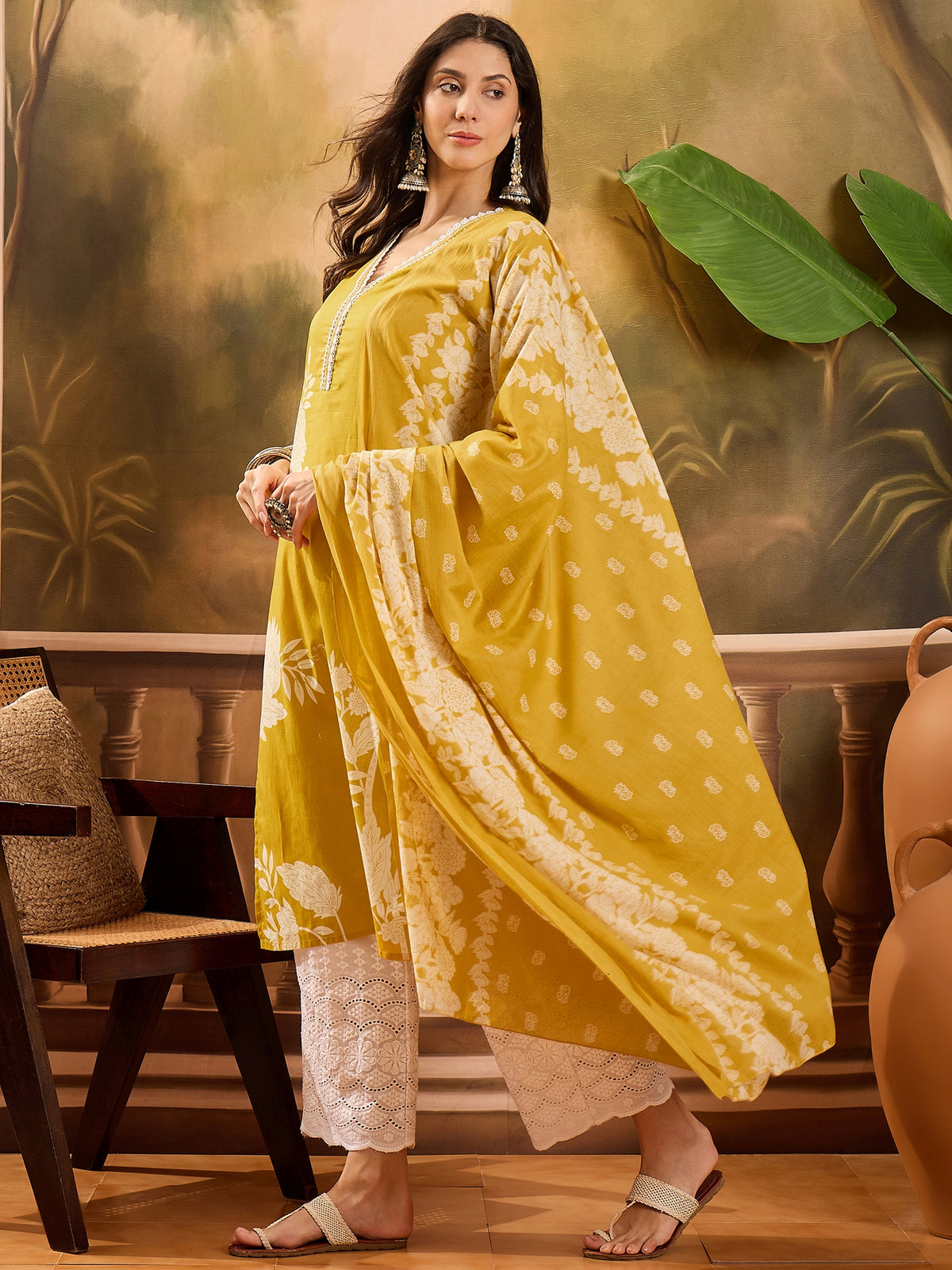 Women's Blue Floral Print Pure Cotton Straight Kurta & Trousers With Dupatta Set
