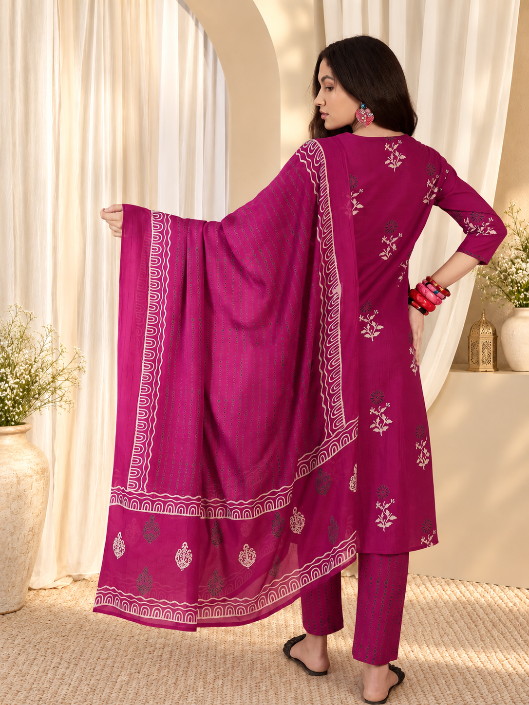 Women's Magenta & White Cotton Floral Print Kurta & Trousers With Dupatta Set