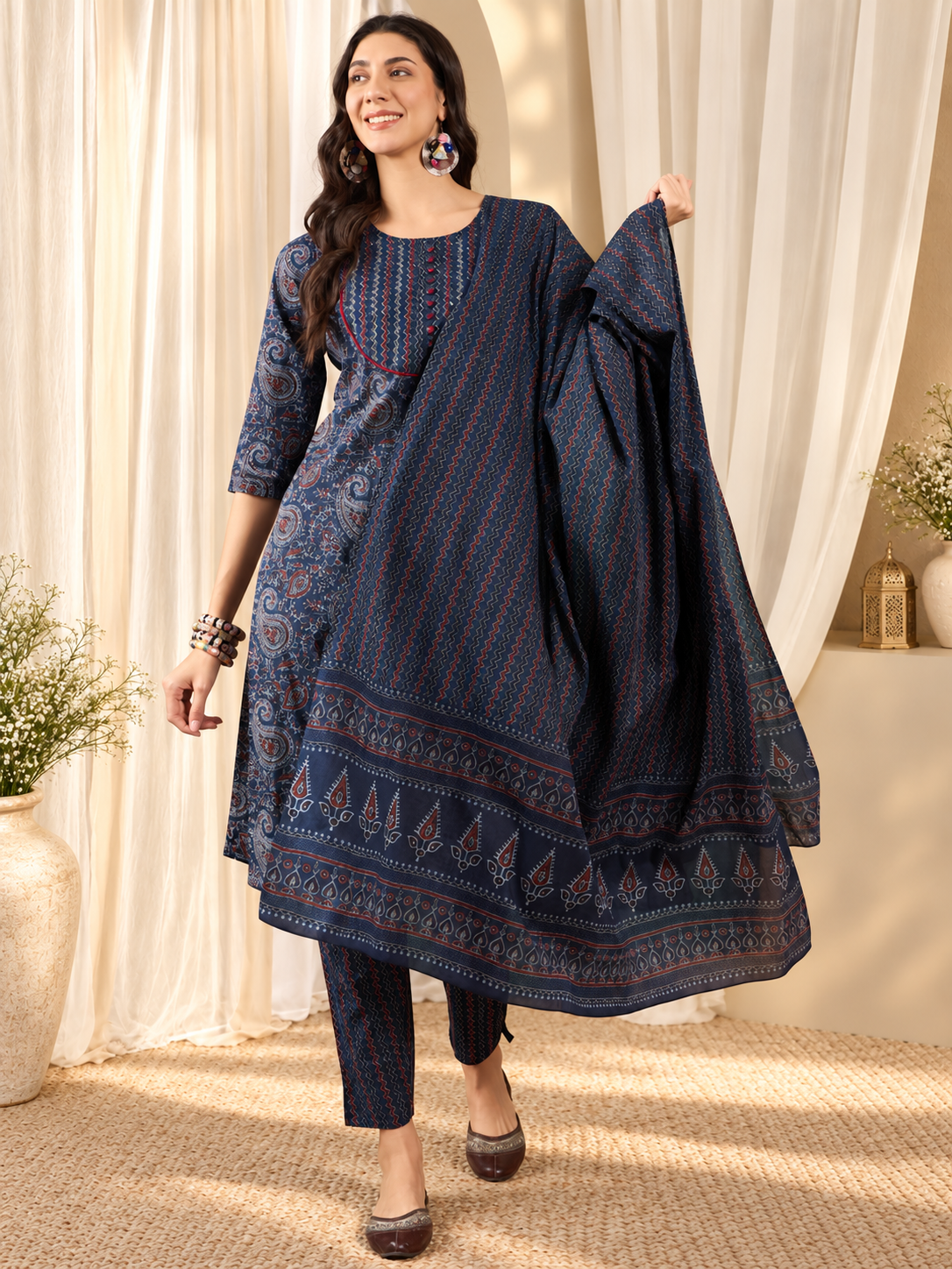 Women's Navy Blue Pure Cotton Ethnic Motifs Kurta & Trousers With Dupatta Set