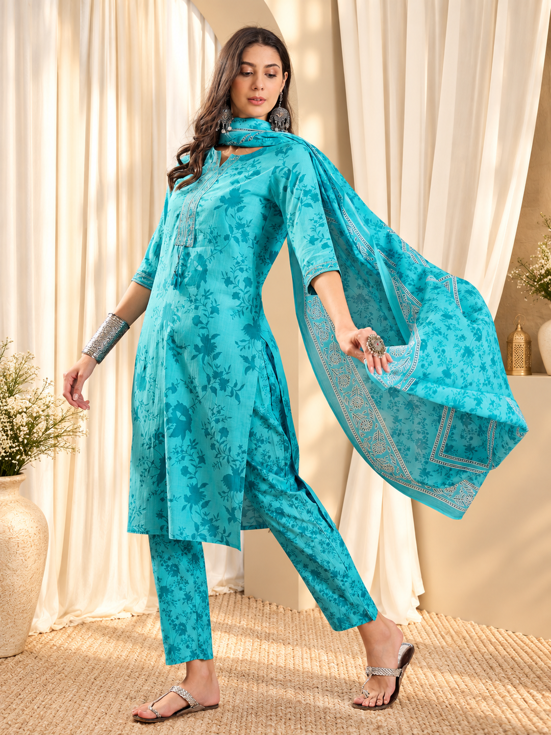 Women Floral Printed Cotton Kurta with Trousers &amp; Dupatta