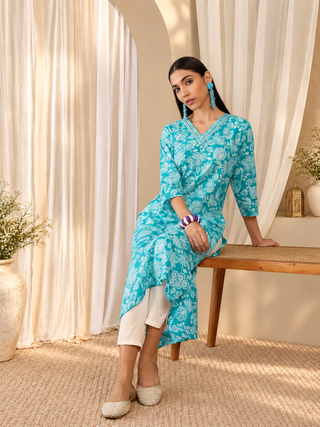 Women's Sky Blue Floral Printed Straight Kurta