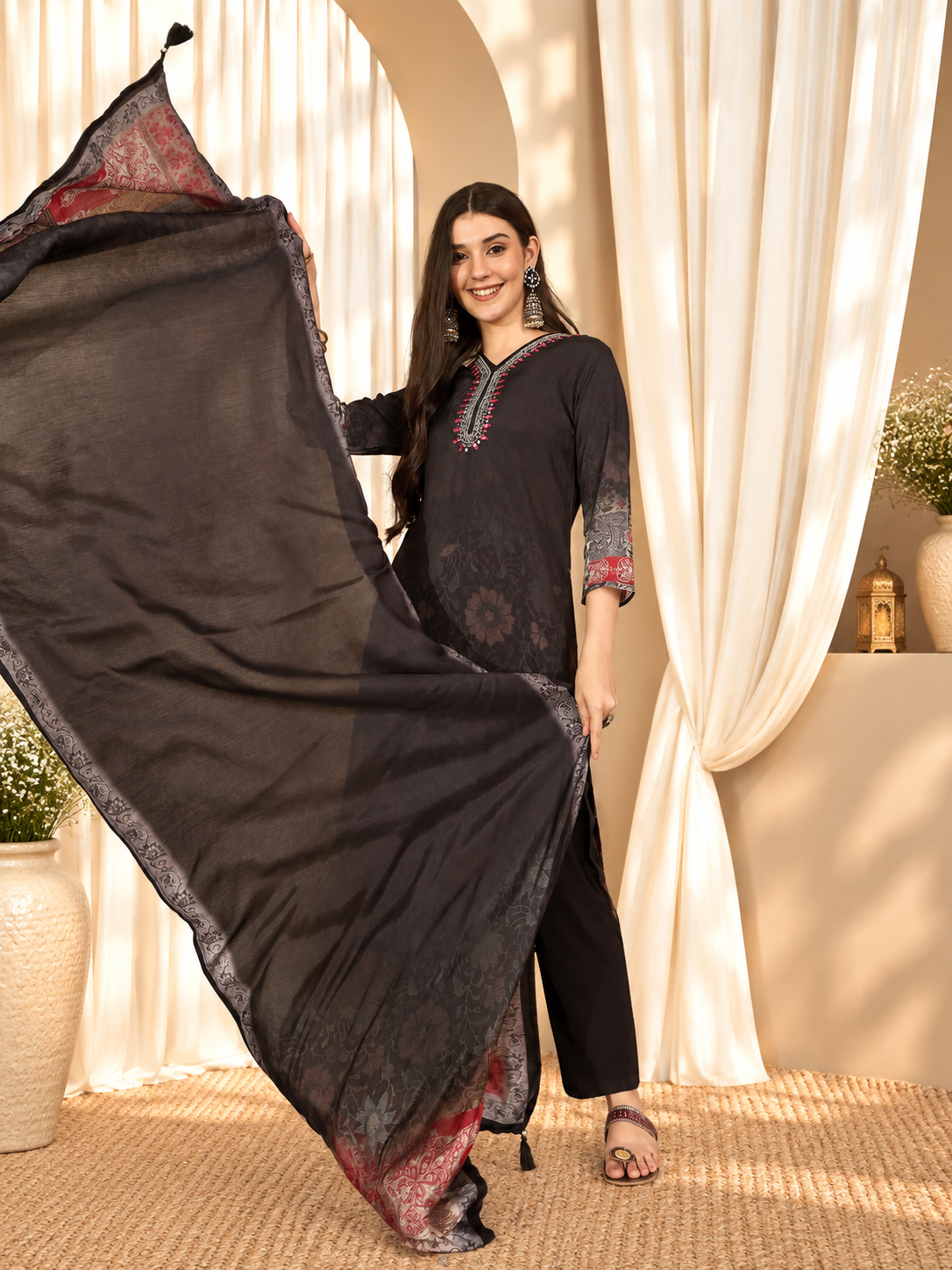Women's Black Silk Blend V Neck Kurta & Pant With Dupatta Set