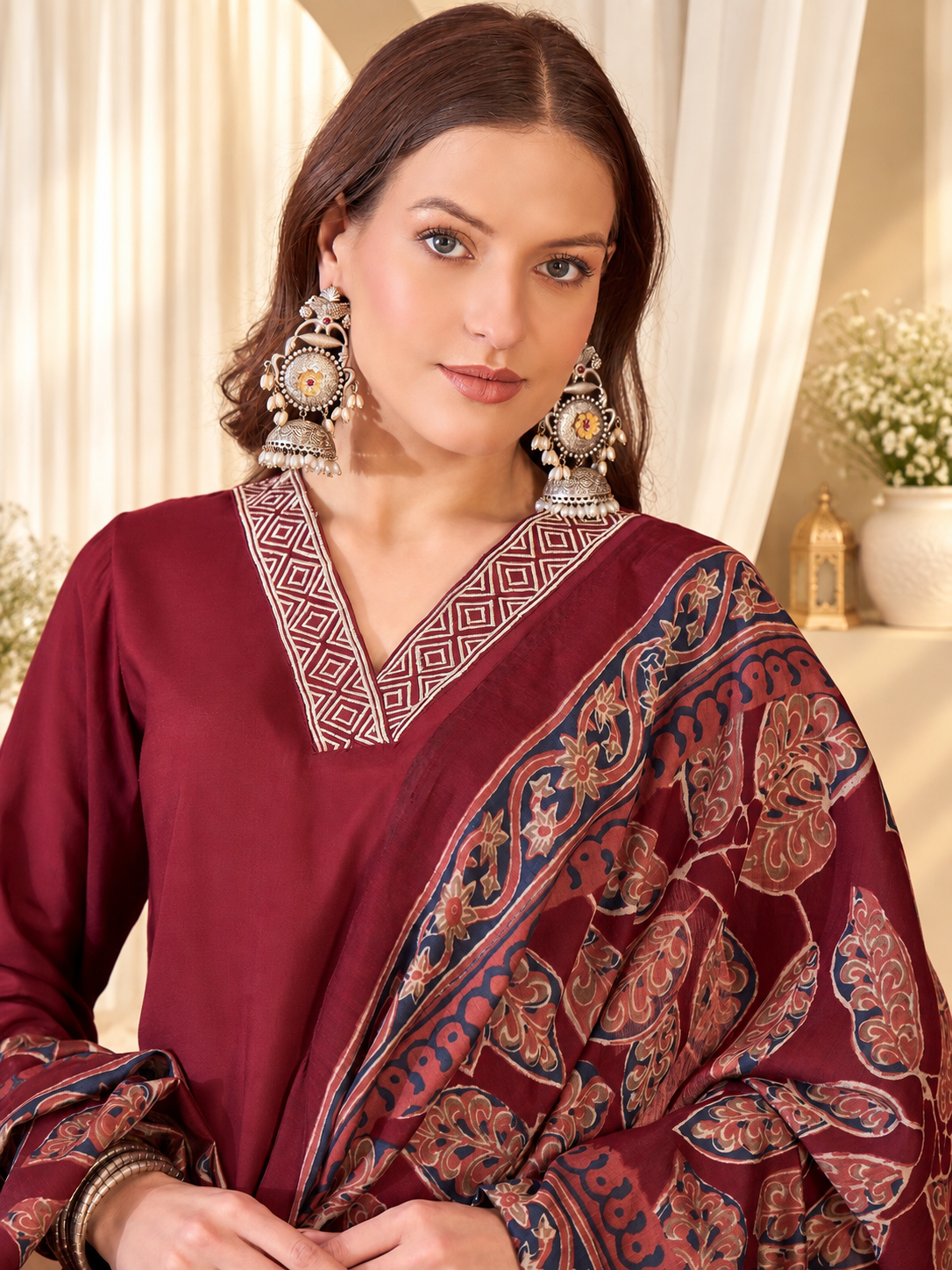 Women's Maroon Viscose Rayon Solid Kurta & Trousers With Dupatta Set