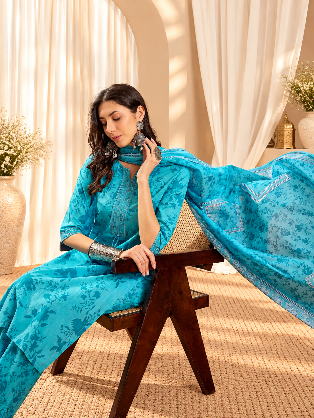 Women Floral Printed Cotton Kurta with Trousers &amp; Dupatta
