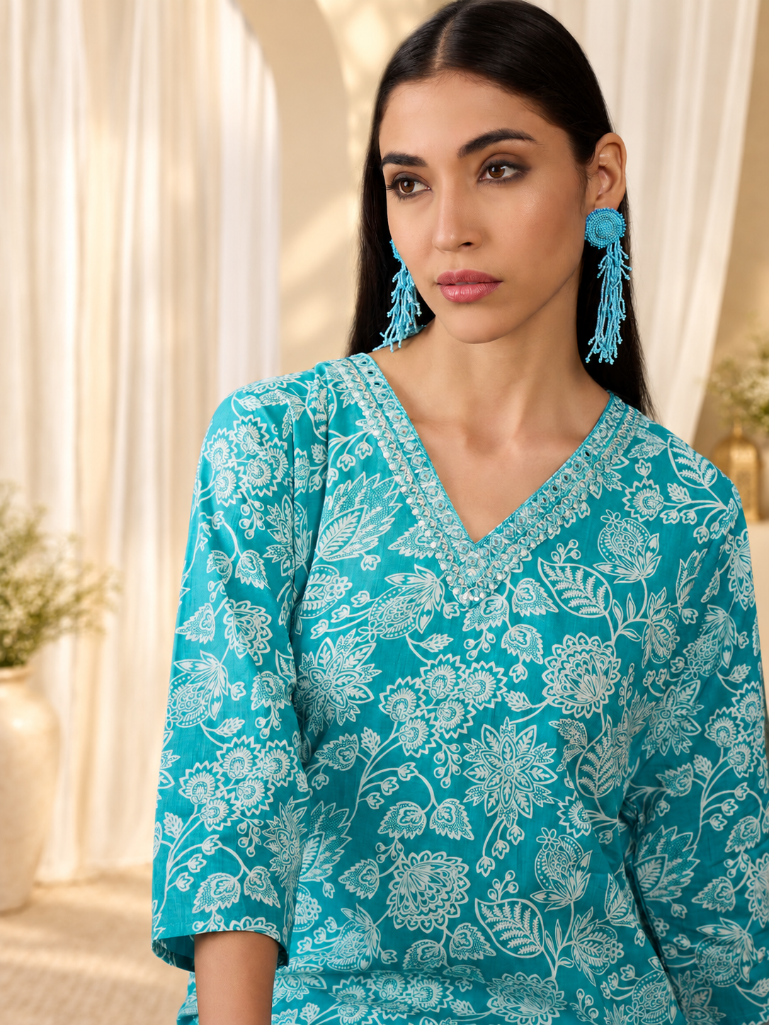 Women's Sky Blue Floral Printed Straight Kurta