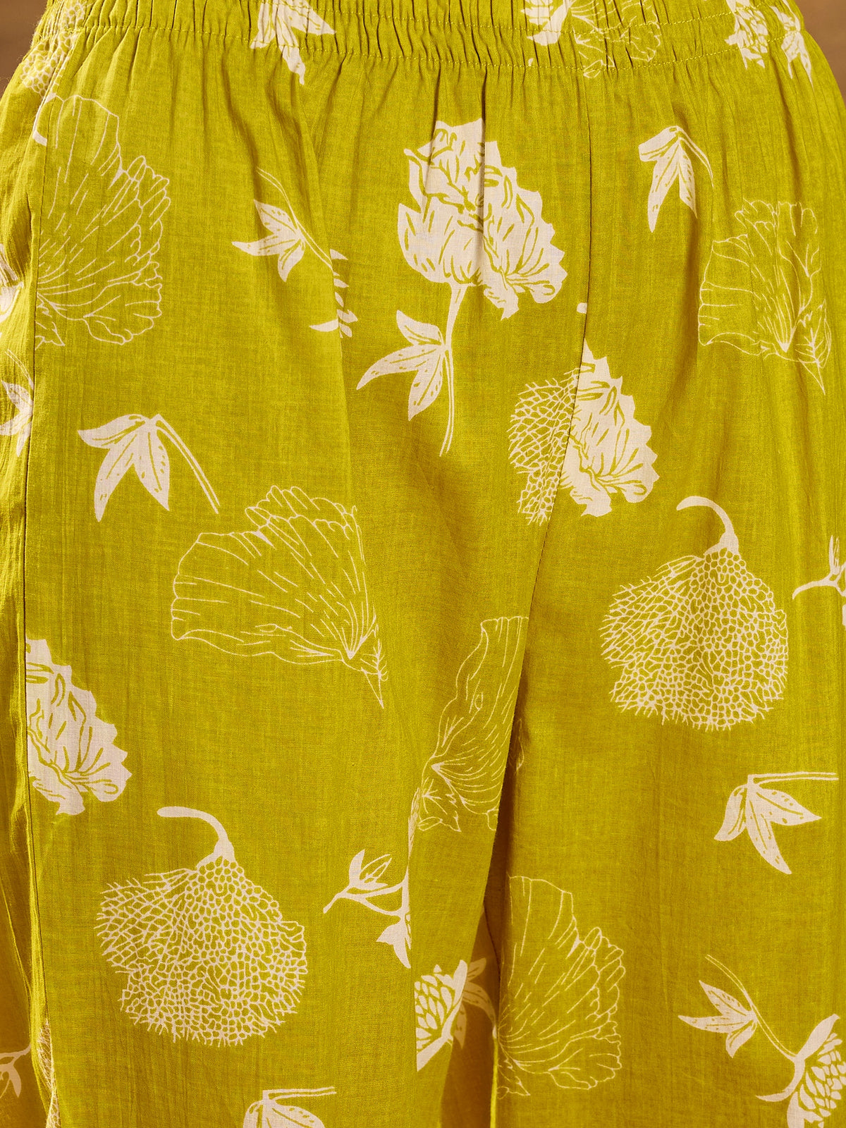 Women's Light Green Cotton Floral Print Kurta With Trousers Set