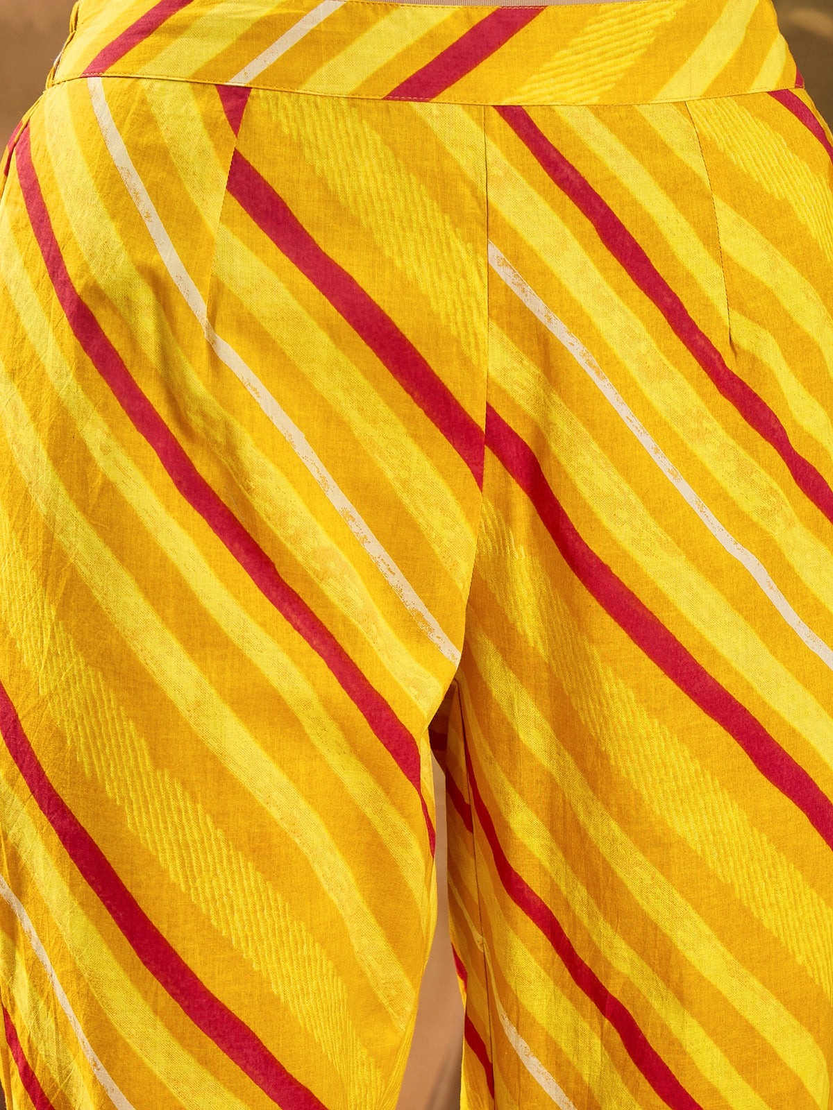 Women's Yellow Pure Cotton Round Neck Kurta & Pant With Dupatta Set