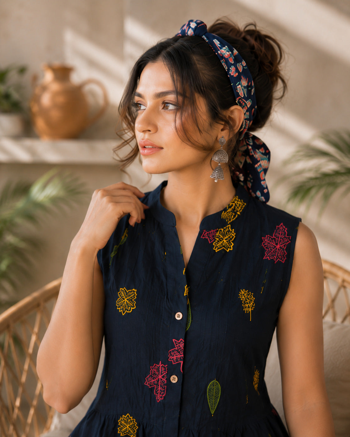 Women's Navy Blue Printed Mandarin Collar Sleeveless Flared Top