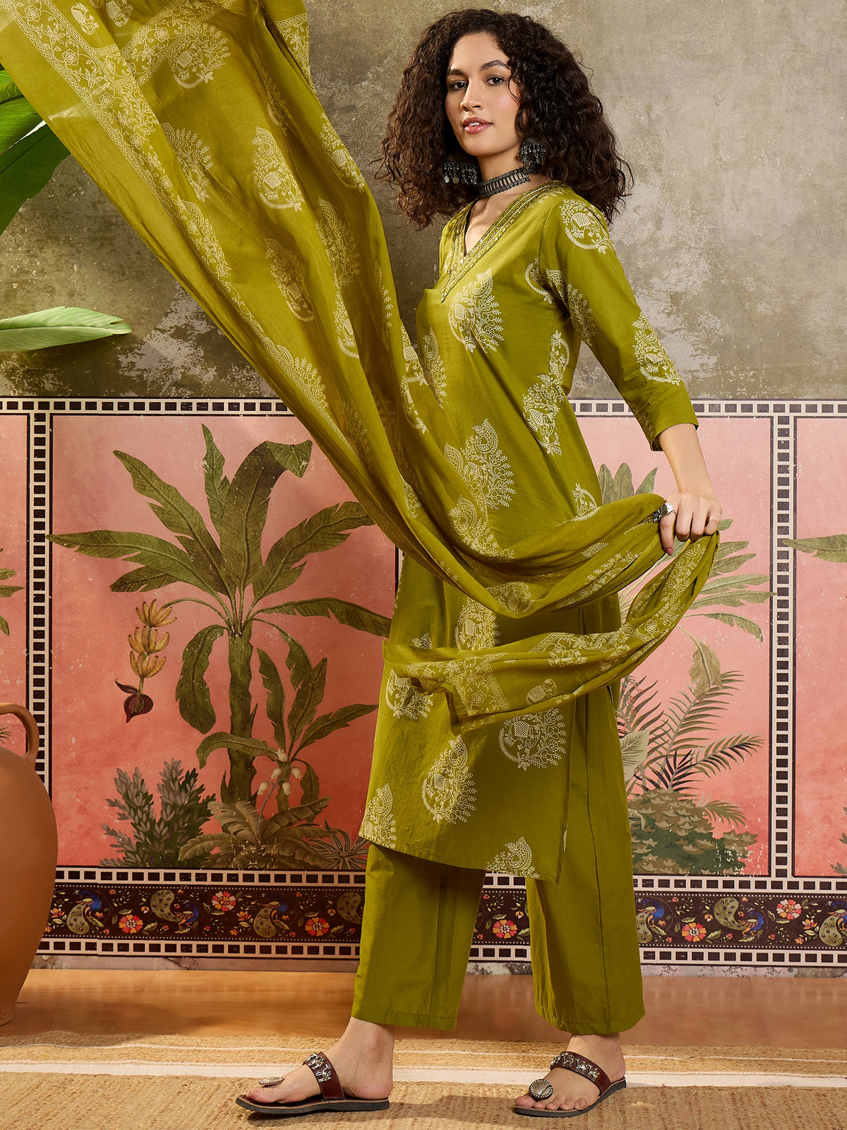Women's Olive Green Floral Printed V-Neck Kurta With Trousers & Dupatta Set