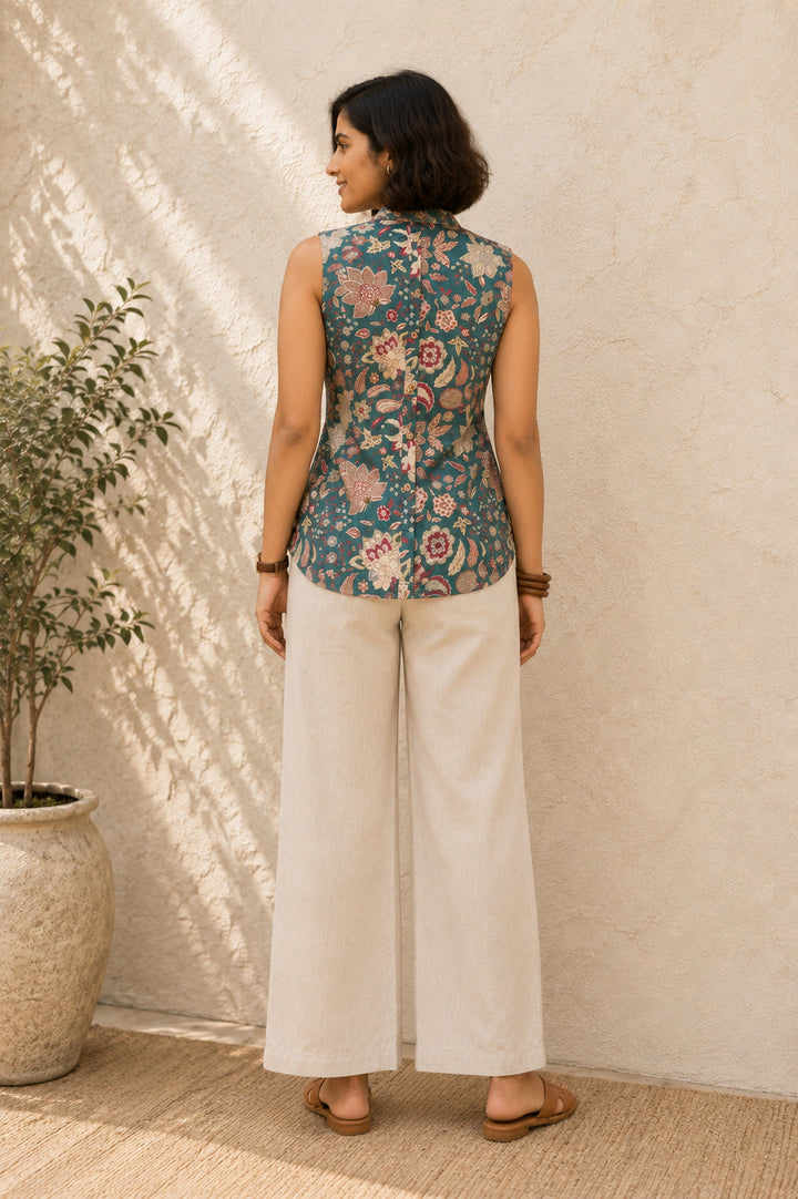 Women Sea Green Floral Printed Mandarin Collar Sleeveless Top